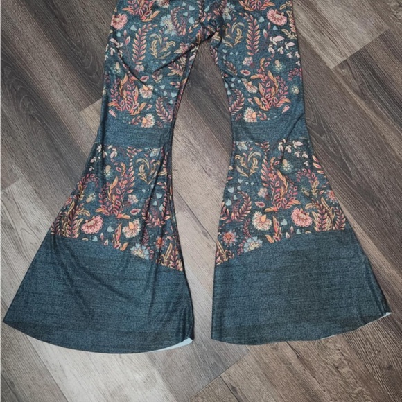 Yoga democracy Festival Denim Printed Bell Bottoms flare leggings floral size L - Picture 8 of 10